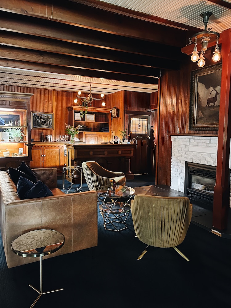 Shelburne Inn 36/41