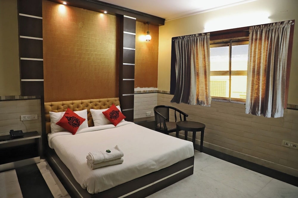 1 BEDROOM, EXECUTIVE, DOUBLE BED, CITY VIEW, BALCONY