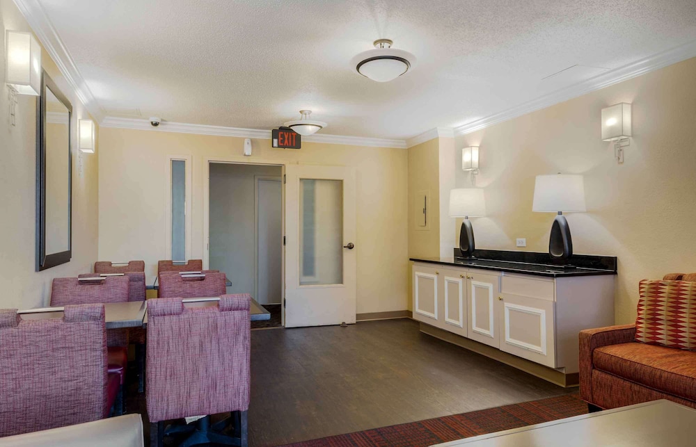 Extended Stay America - Boston - Waltham - 52 4Th Ave 9/55