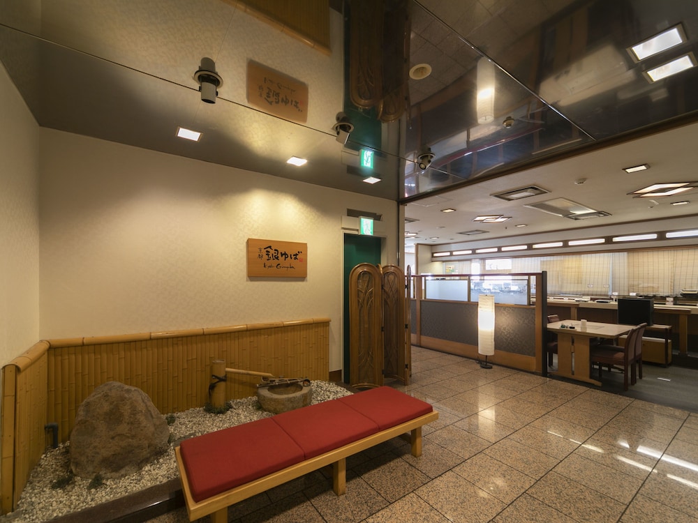 Apa Hotel Himeji Ekikita 7/62