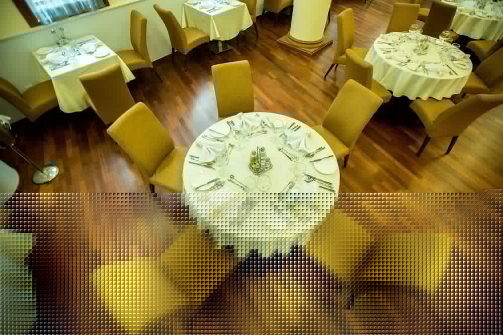 Saro-Maria Hotel 32/70