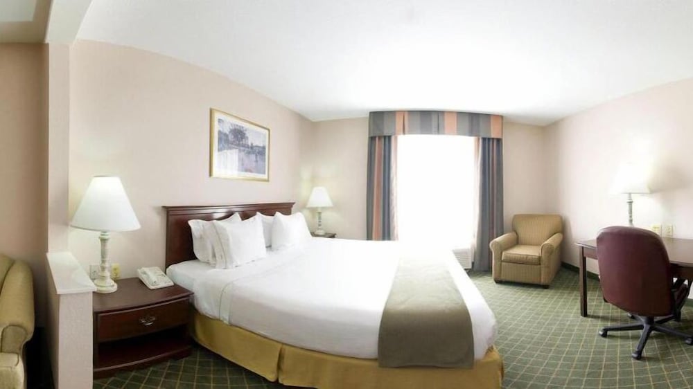 Holiday Inn Express Hotel Suites Livingston 15/37