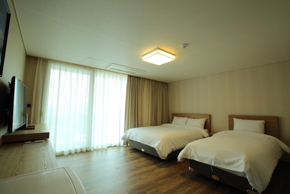 Suave Hotel 14/30