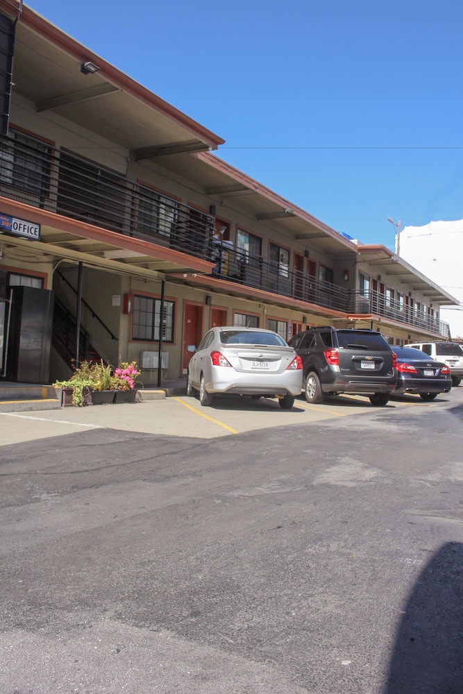 Bay Bridge Inn 5/29