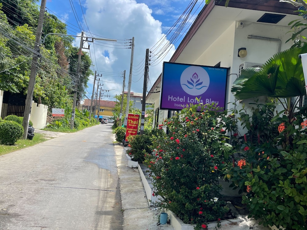 Lotus Bleu Resort & Restaurant 40/61