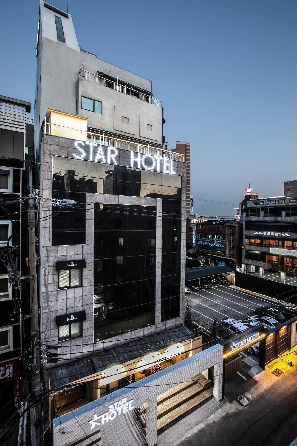 Star Hotel 6/72