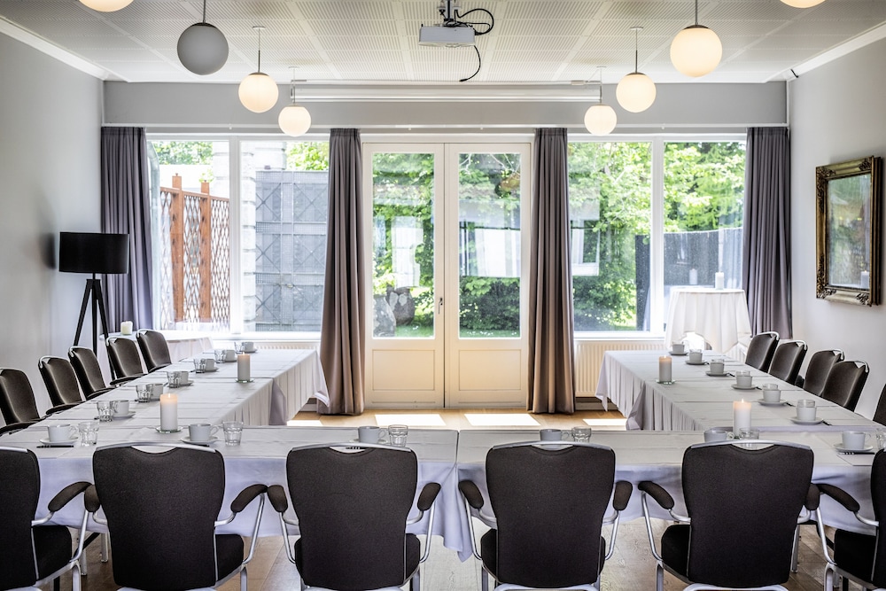 Fredensborg Store Kro 53/66