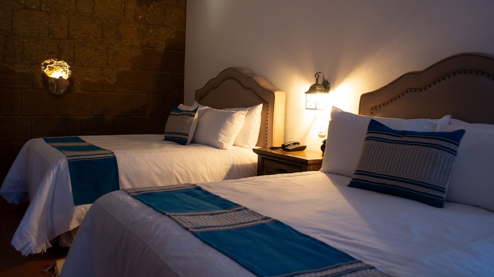Hotel La Casa de Adobe 24/76