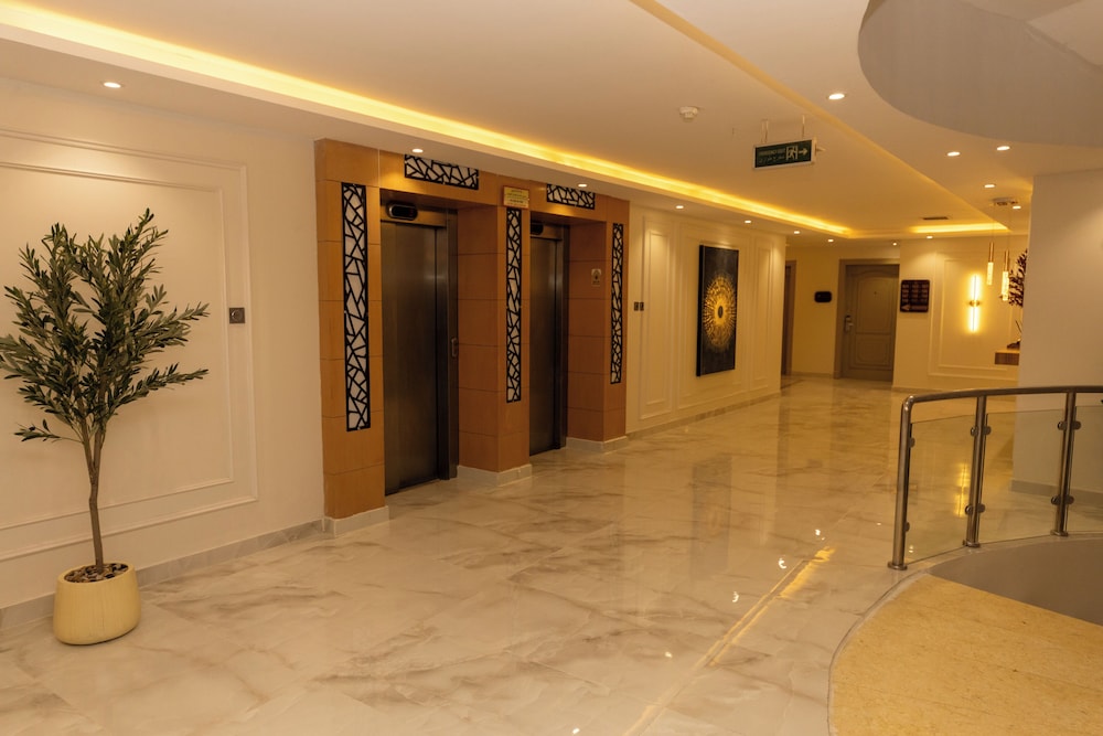 برج الحياة -الملز(Burj Al Hayat Furnished Suites Al Mallaz) 11/50