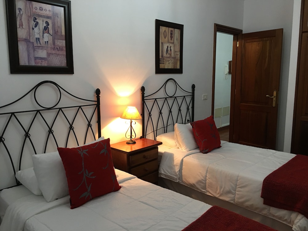 Apartamentos Los Verodes 34/50