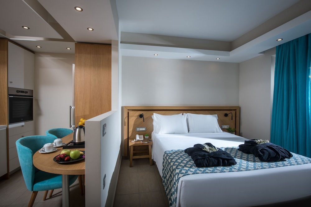 Deluxe, Suite, Queen and Twin Beds, Sea View, Two Story
