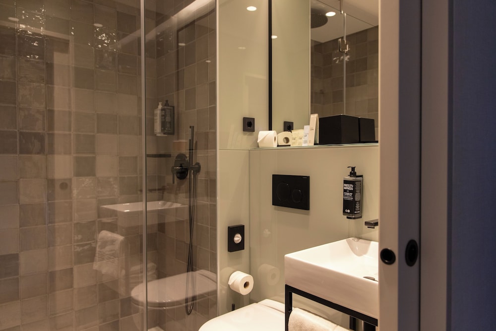 Ibis Styles Lisboa Aeroporto 60/61