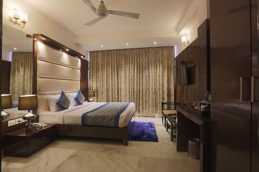 Oyo 12982 Hotel Oris International 26/50