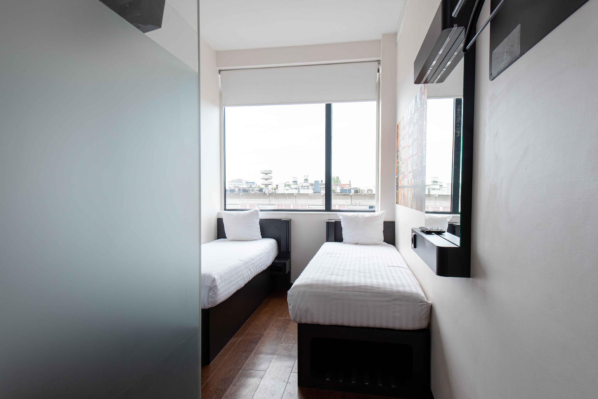 ECONOMY, TWIN BEDS
