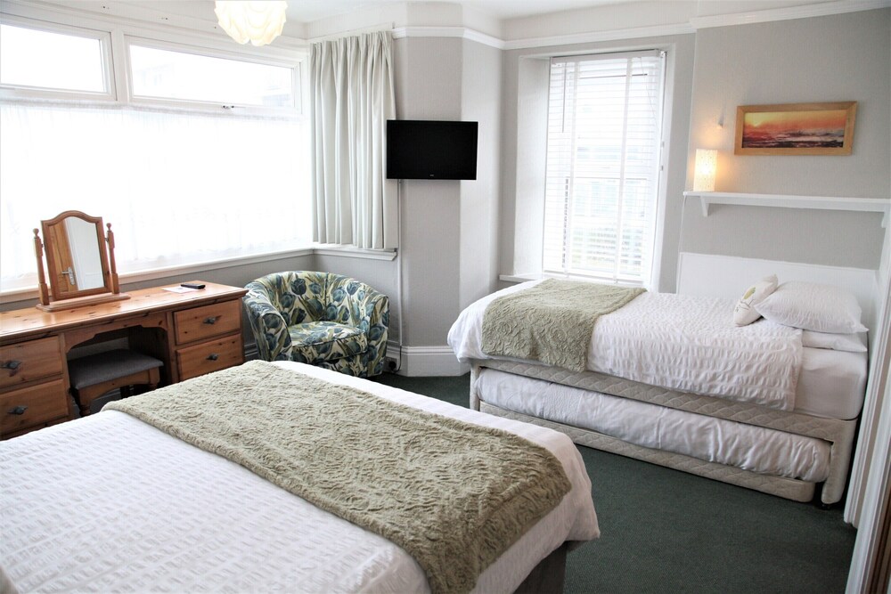 Summer Breeze Guest House - B&B 22/42