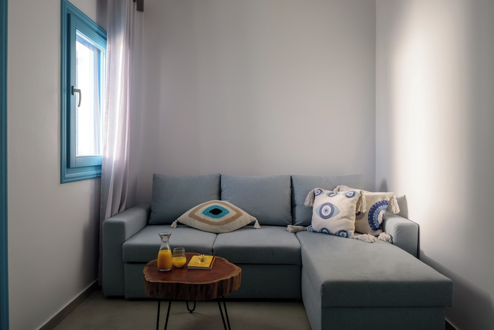 Kalestesia Suites 96/120