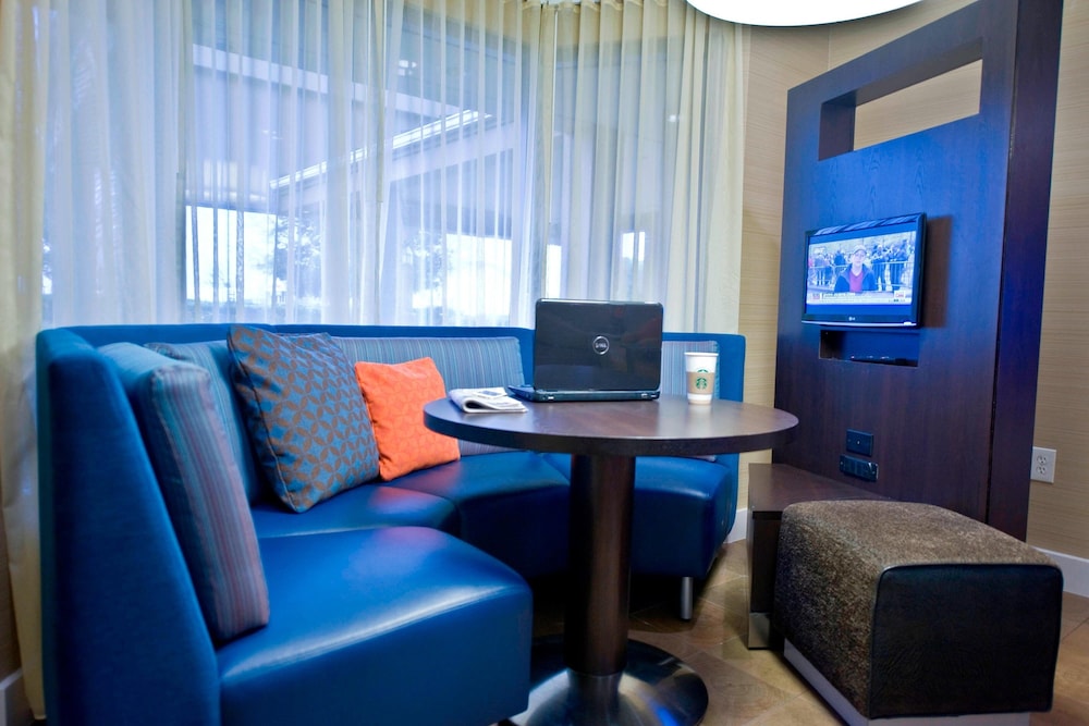 Courtyard By Marriott Austin Round Rock 33/54
