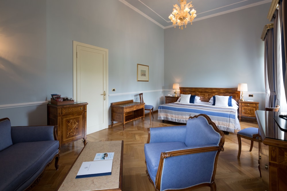 Imperiale Palace Hotel 30/71