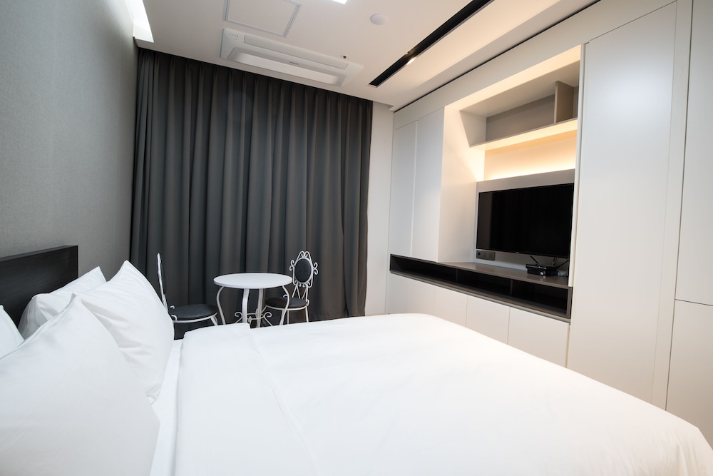 Sunrise Hotel Sokcho 9/56
