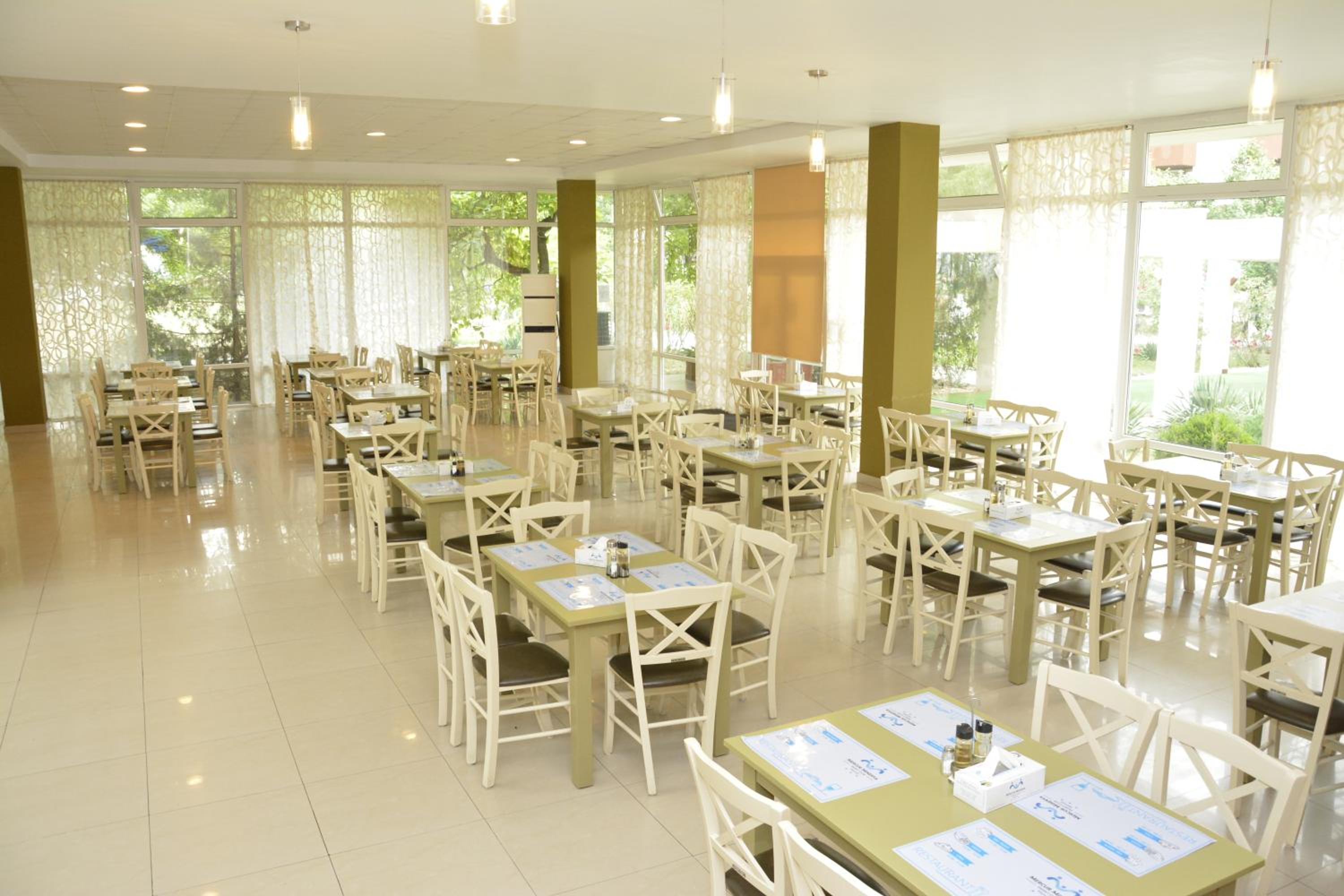 Complex Mediteranean Mamaia 31/50