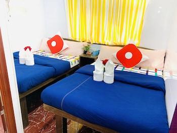 2 Bedrooms, Suite, King Bed