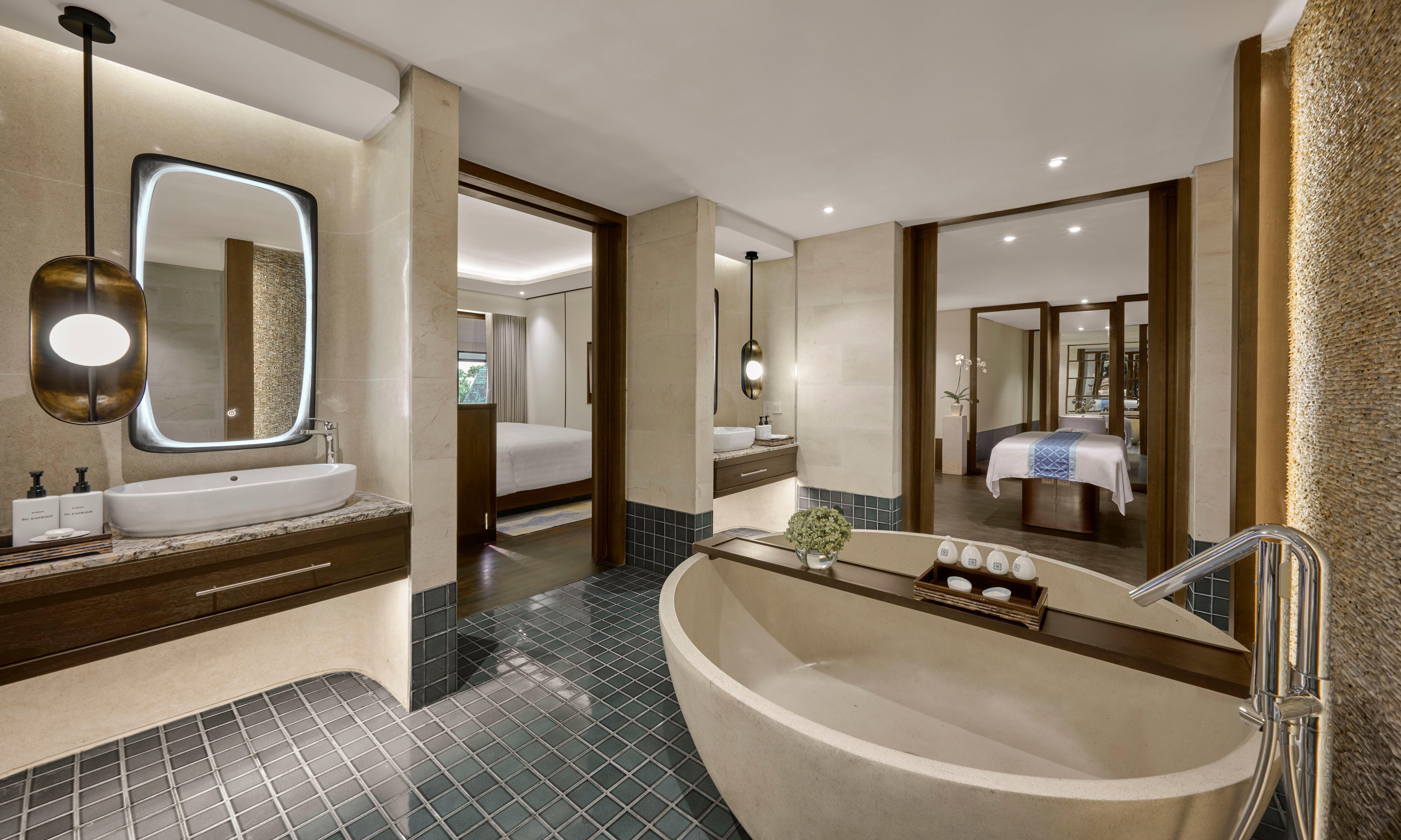 جناح بسرير كينج بإطلالة على البحر، InterContinental Bali Sanur Resort, an IHG Hotel 3/3