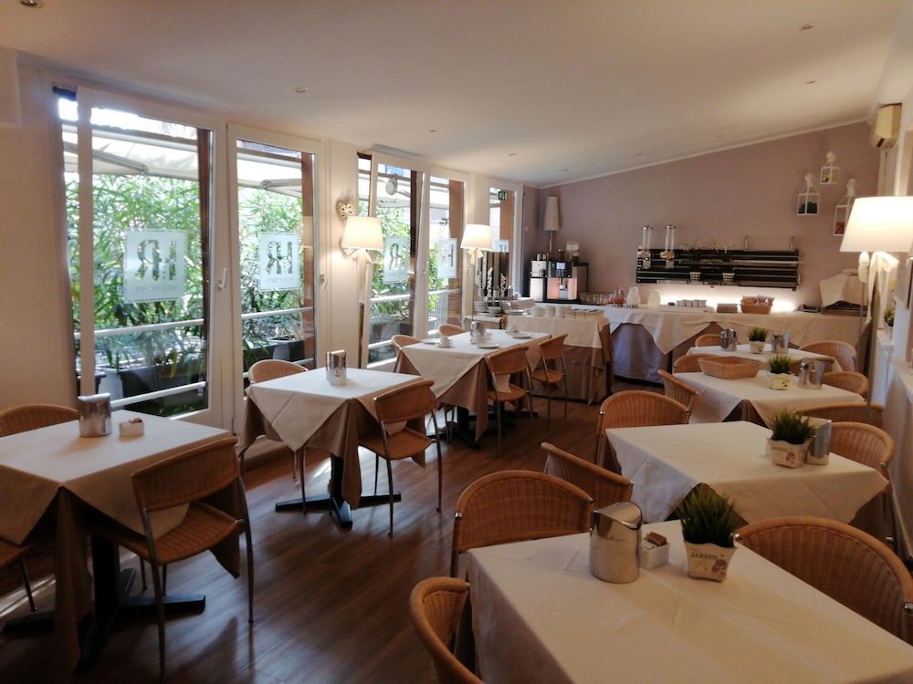 Hotel Roberta 40/44