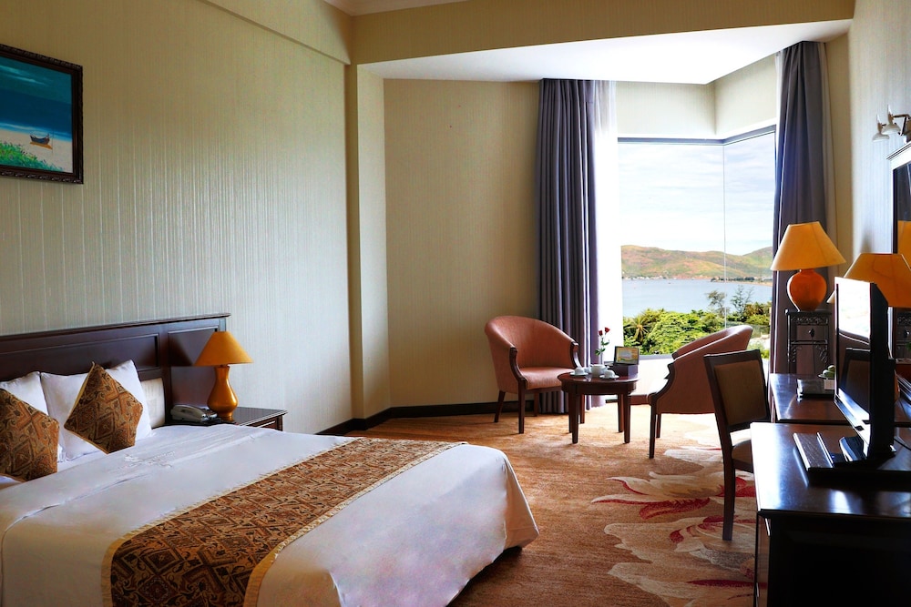 Saigon Quynhon 11/64