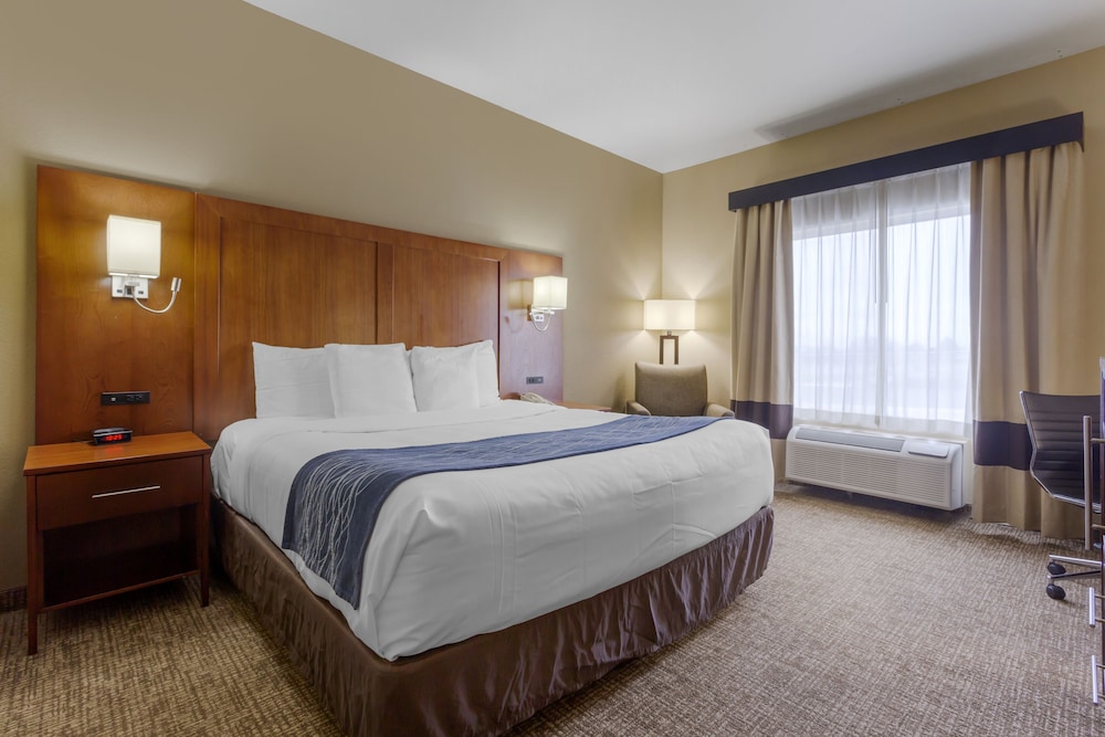Comfort Inn & Suites Woods Cross - Salt Lake City North 18/43