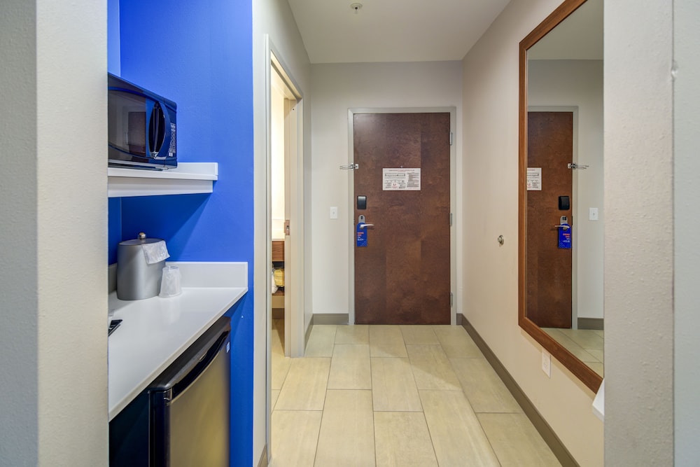 Holiday Inn Express Hotel And Suites Foley 35/75