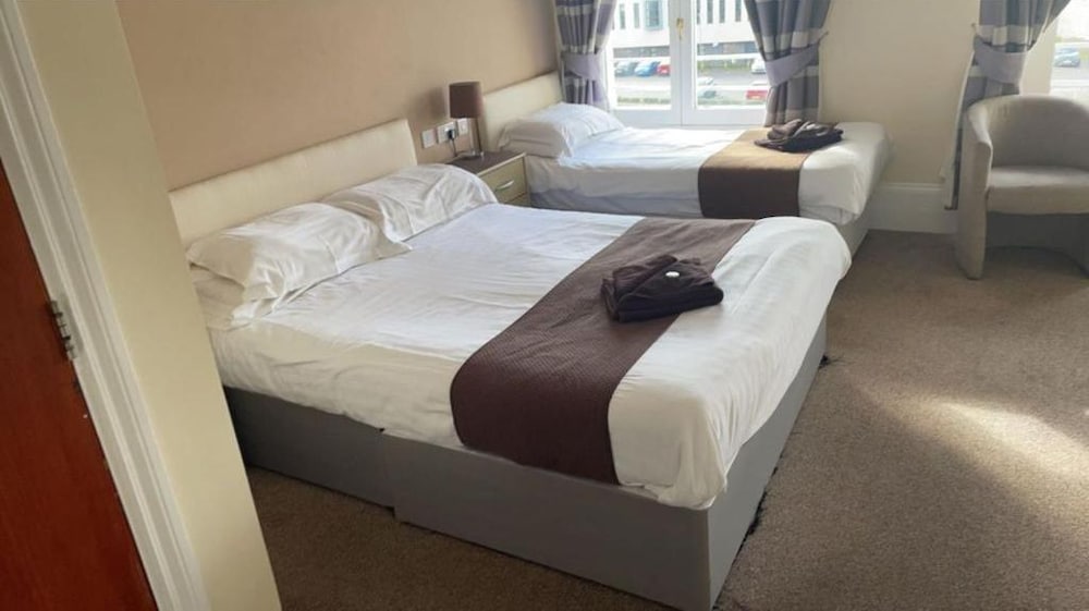 Royal Grosvenor Hotel 15/50