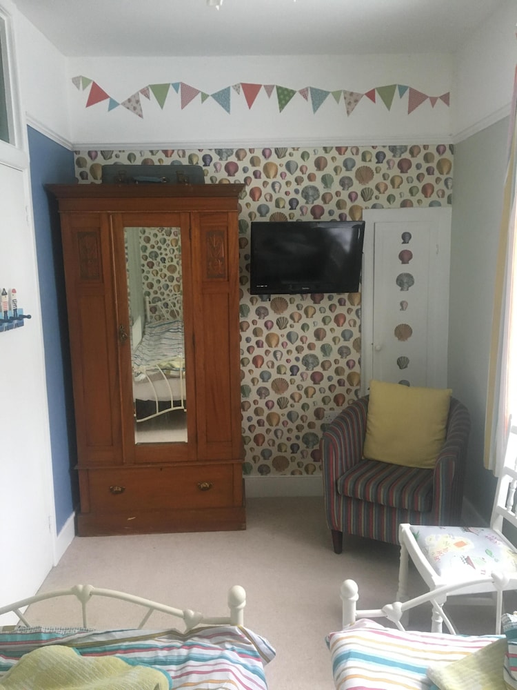 Newberry Beach Lodge 9/50