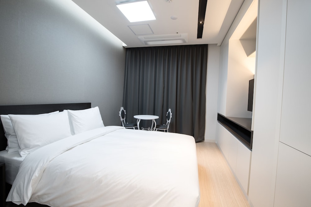 Sunrise Hotel Sokcho 11/56