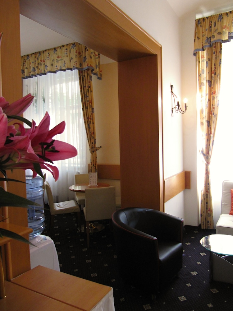 Hotel Machova 26/50