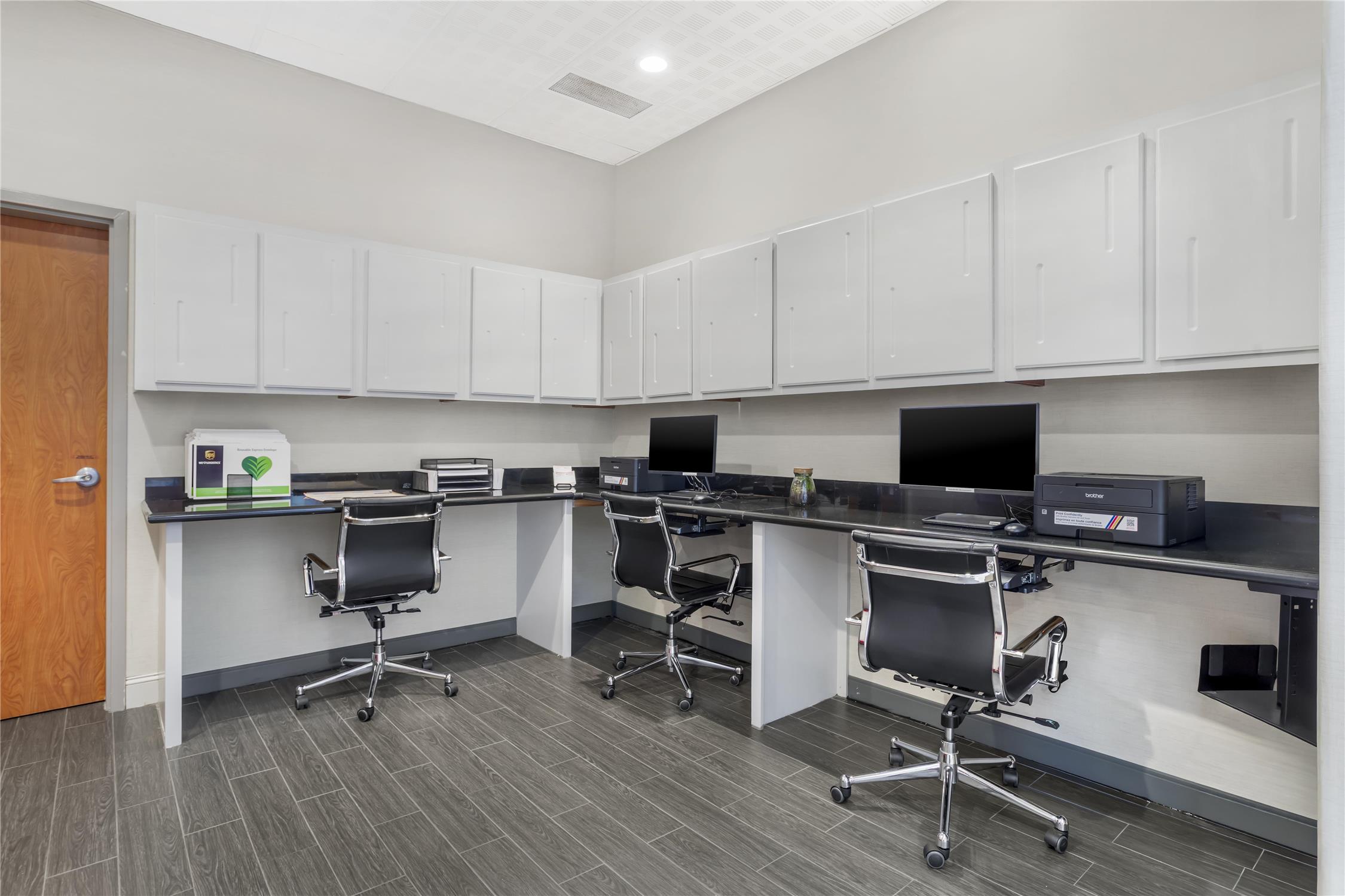 Best Western Plus Rose City Conference Center Inn 19/22