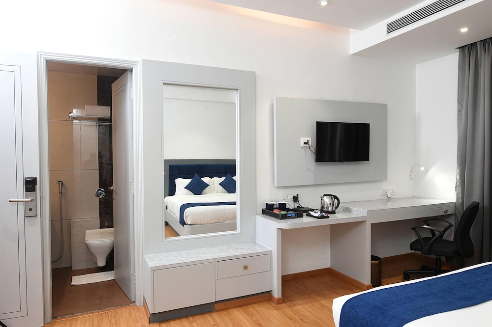 Kyriad Hotel Pimpri (ex Hotel Kundan Palace) 16/28