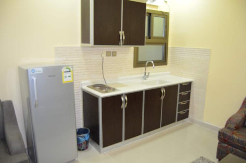 عروس الفيصلية للوحدات السكنية المفروشة(Aros Alfaisaliah Furnished Units) 10/73