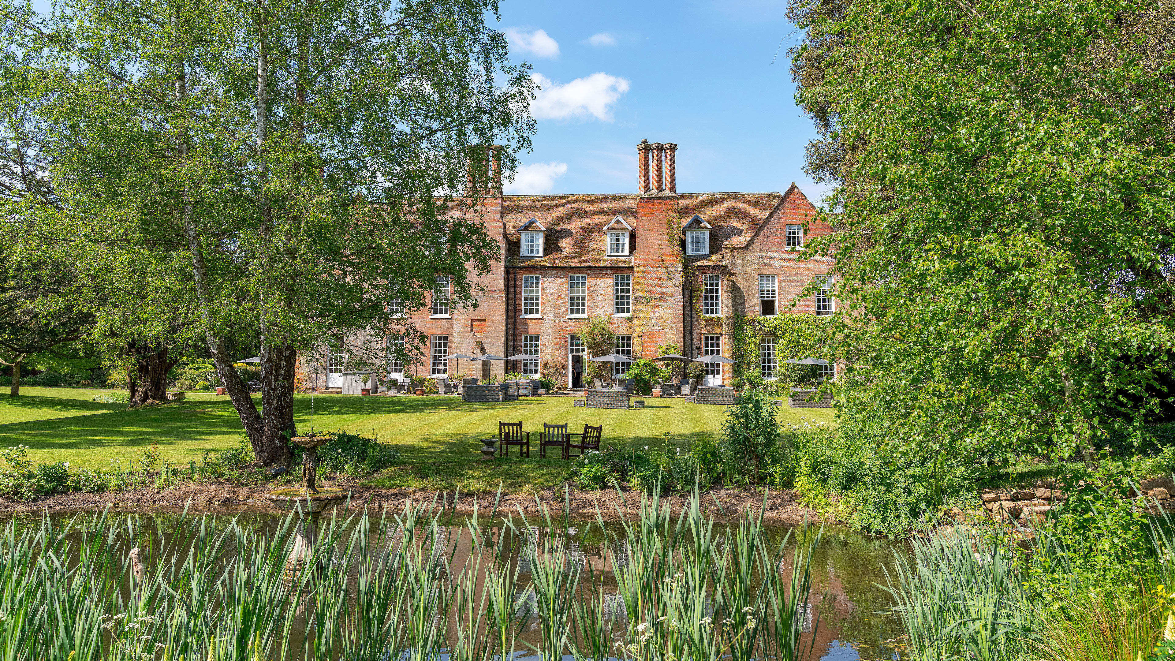 Hintlesham Hall 79/82