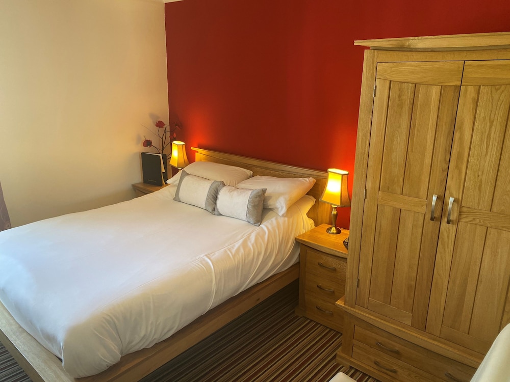 Boars Head Hotel 16/50