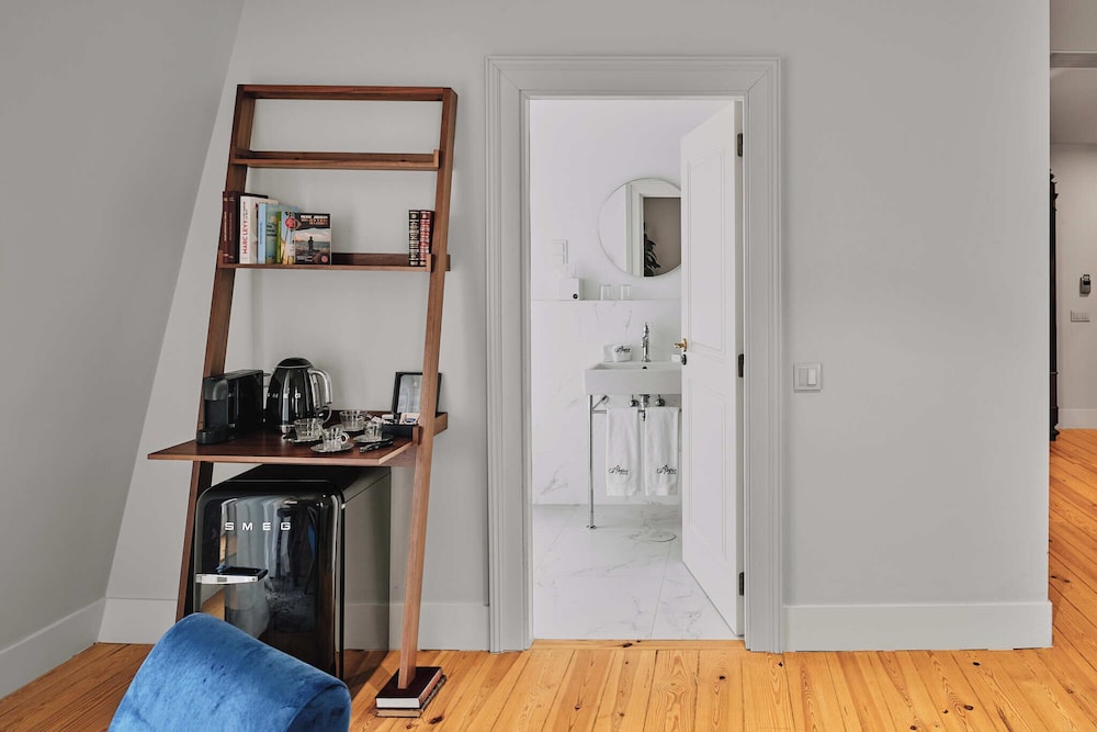 Alegria A Lisbon Boutique Hotel 44/64