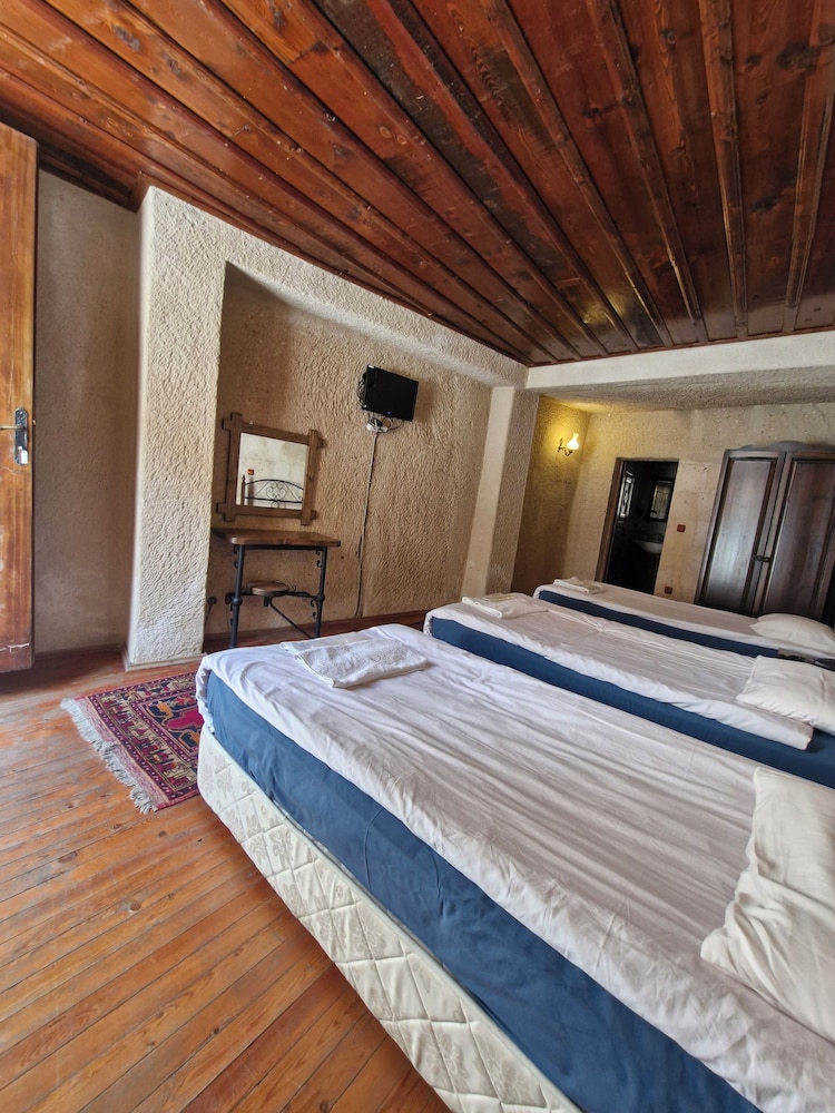 Nature Park Cave Hotel 13/46