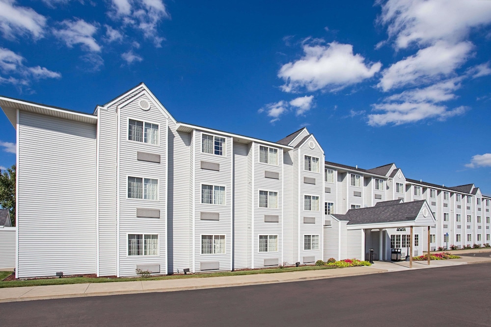 Microtel Inn Suites Holland Mi 1/18