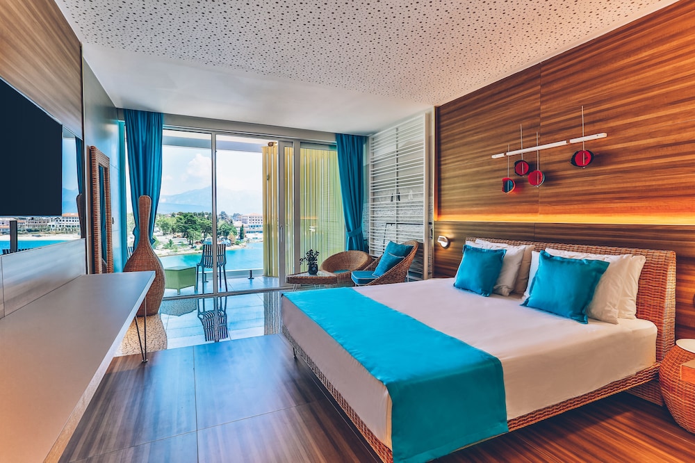 Carine Hotel Kumbor 8/50