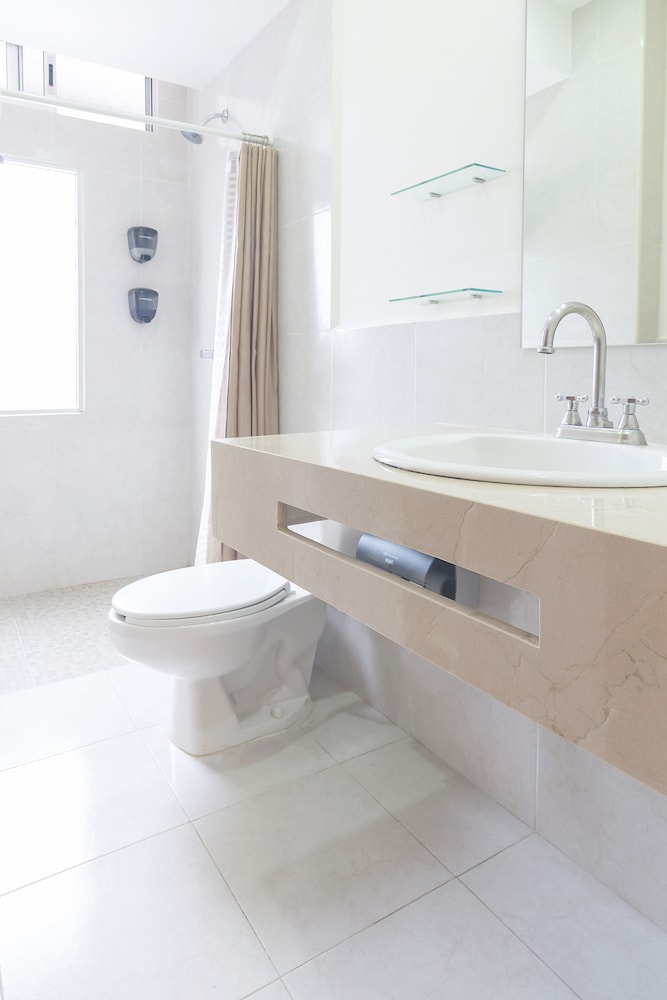 Hotel Suites Nader 30/33
