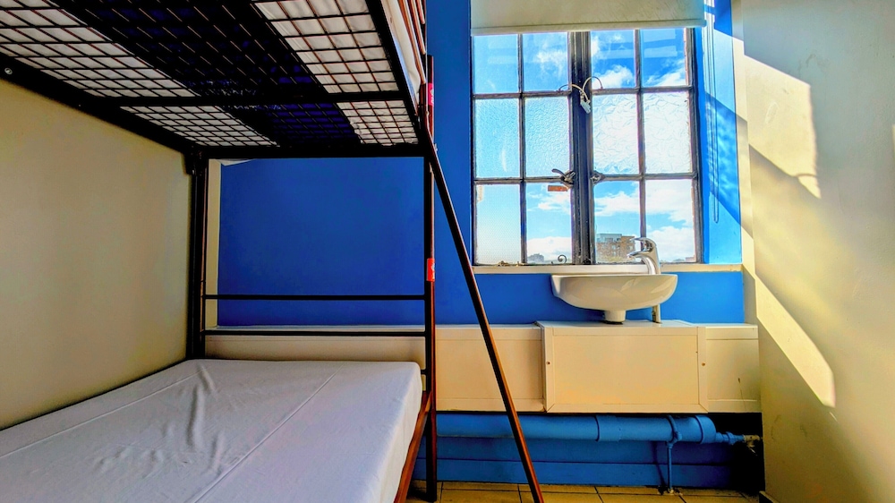 Rest Up London Hostel 29/55