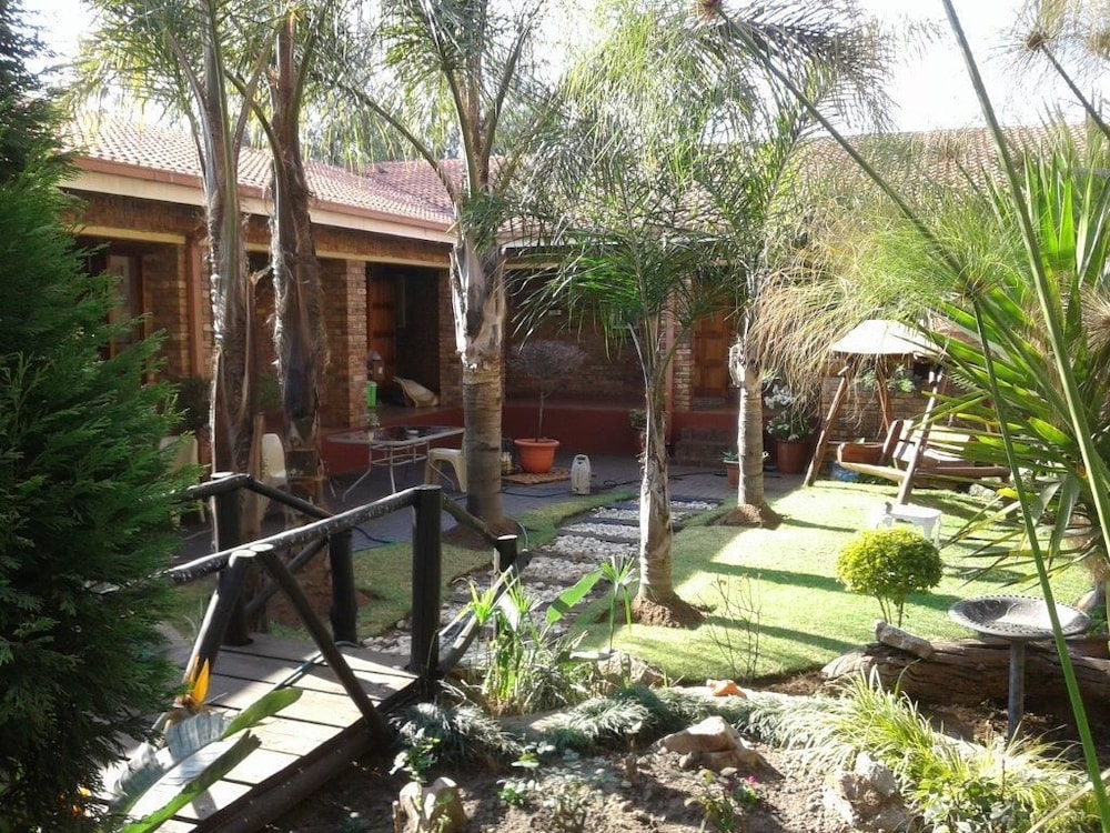 Kalahari Guest House 44/50