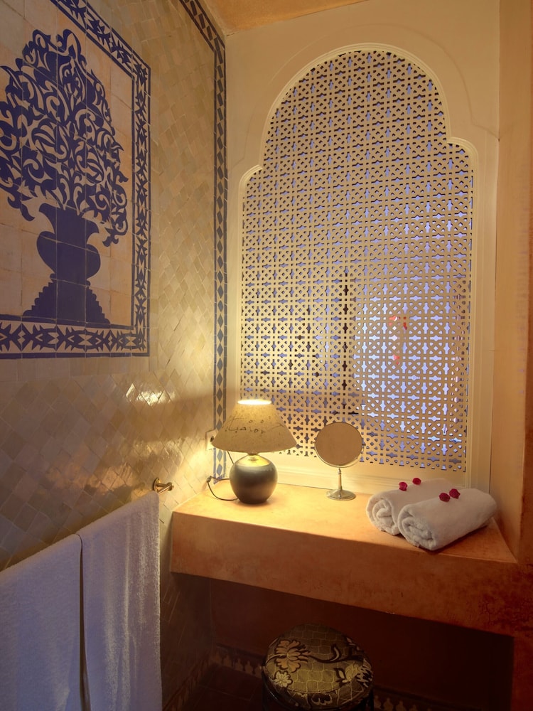 Riad Watier 71/72