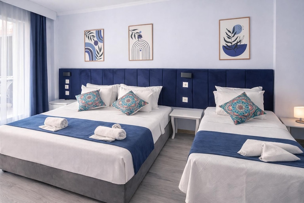 Akman City Hotel 24/66