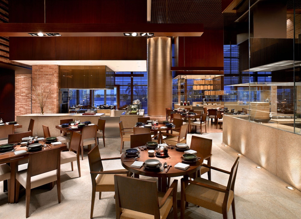 Grand Hyatt Macau 55/68