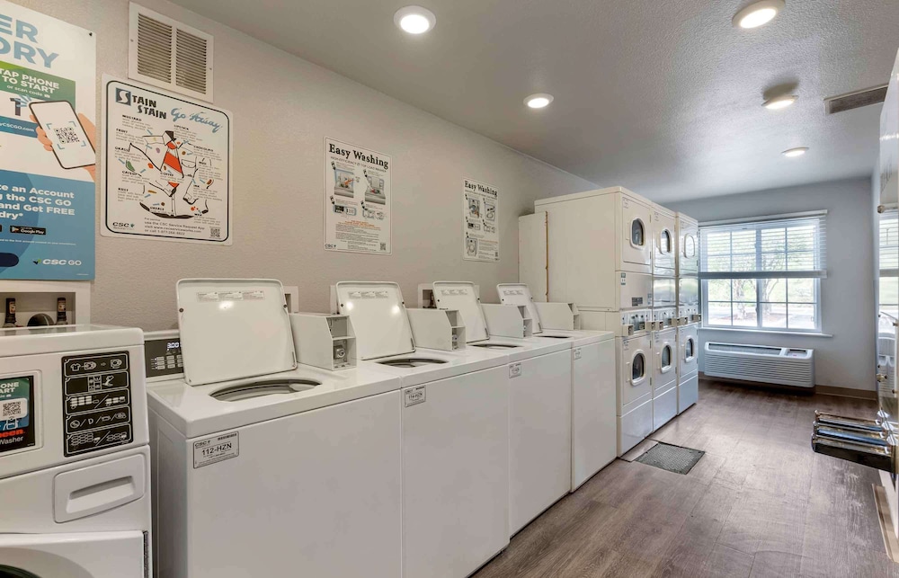 Extended Stay America Select Suites Lakeland 27/42